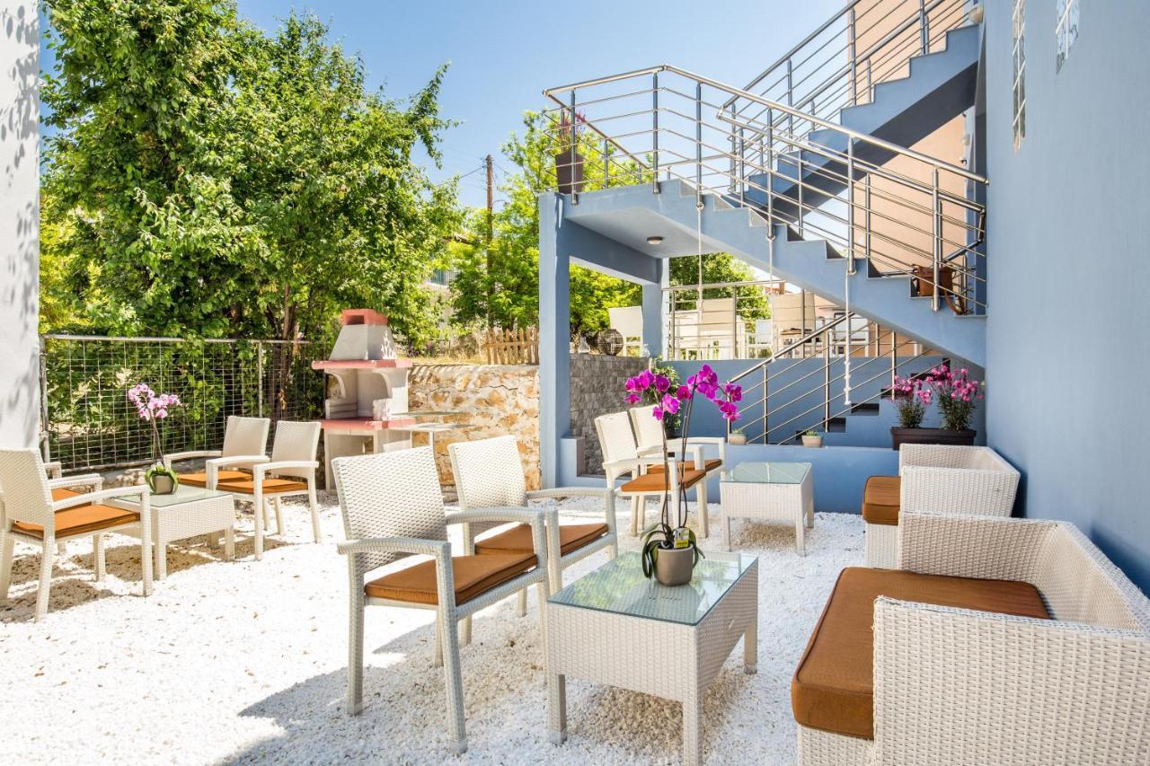 شقة Azzurro Deluxe يميناريا المظهر الخارجي الصورة
